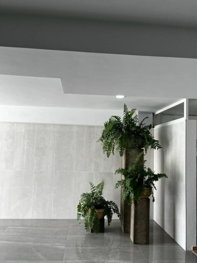 Borinquen Studio Apartment Playa Feñabe Bagian luar foto